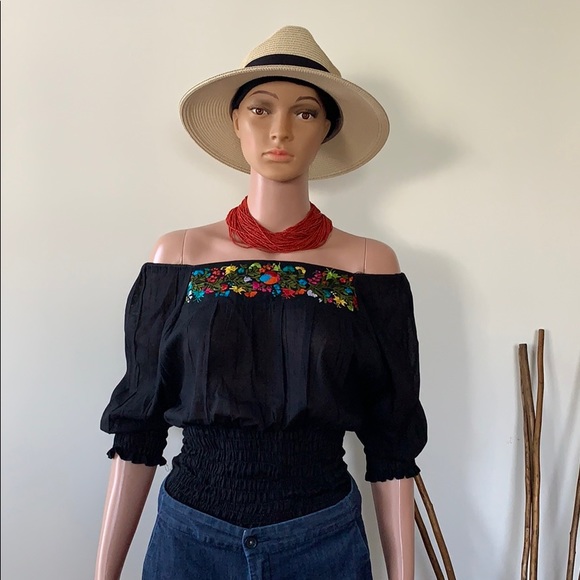Boho Mexican top With san Antonino Silk Embroidery - Picture 4 of 8